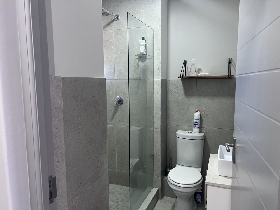 2 Bedroom Property for Sale in Table View Western Cape